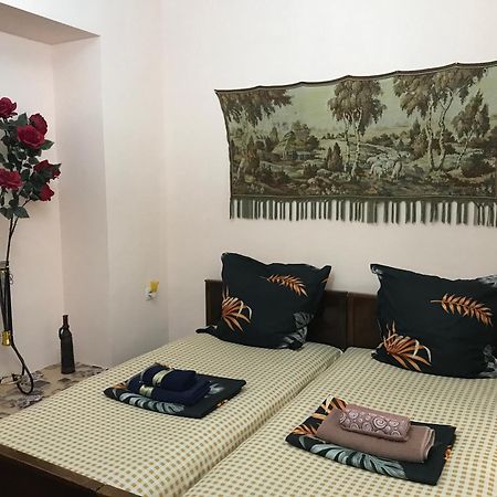Lada Guest House Тбилиси Экстерьер фото