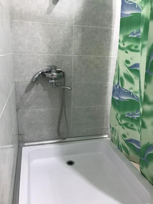 Lada Guest House Тбилиси Экстерьер фото